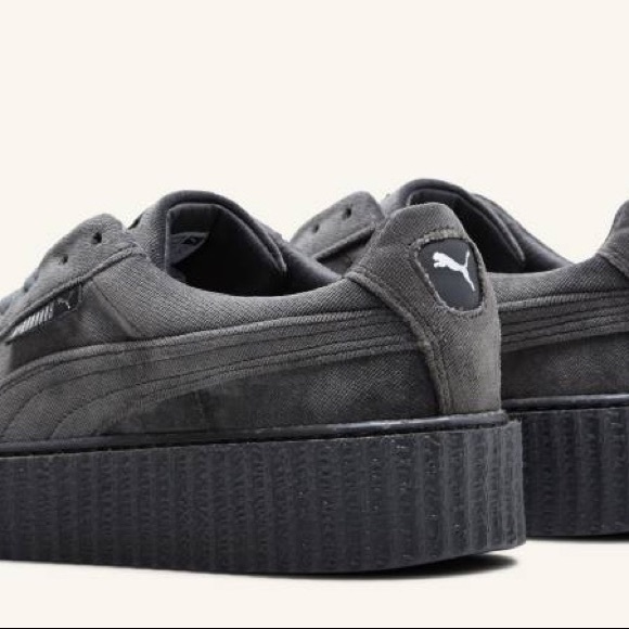 Shoes - Picture 3 of 4